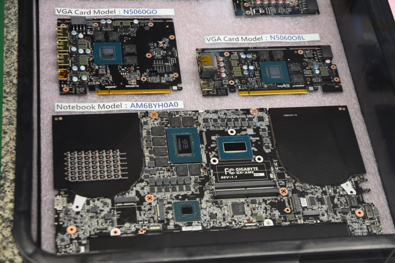 Gigabyte демонстрирует печатную плату видеокарты AMD Radeon RX 9060 XT