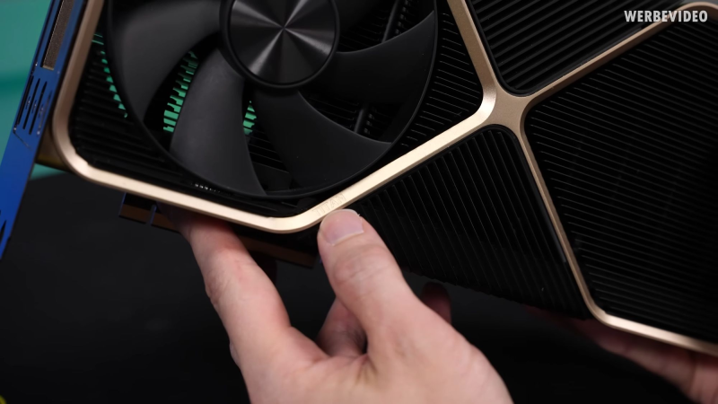 Протестирован никогда не выпускавшийся прототип NVIDIA TITAN ADA: 18432 ядра, 48 ГБ памяти GDDR6X и два разъема питания