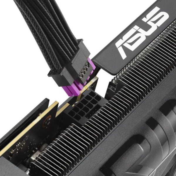 Блок питания ASUS 3000 Вт поддерживает 4 видеокарты RTX 5090 и оснащен цветным кабелем 12V-2x6 и позолоченным разъемом